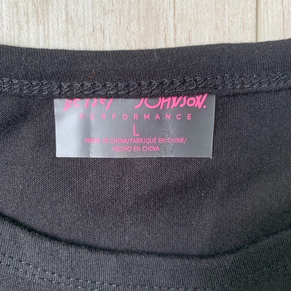💜💜 Betsey Johnson Performance top 💜💜 - Picture 2 of 7